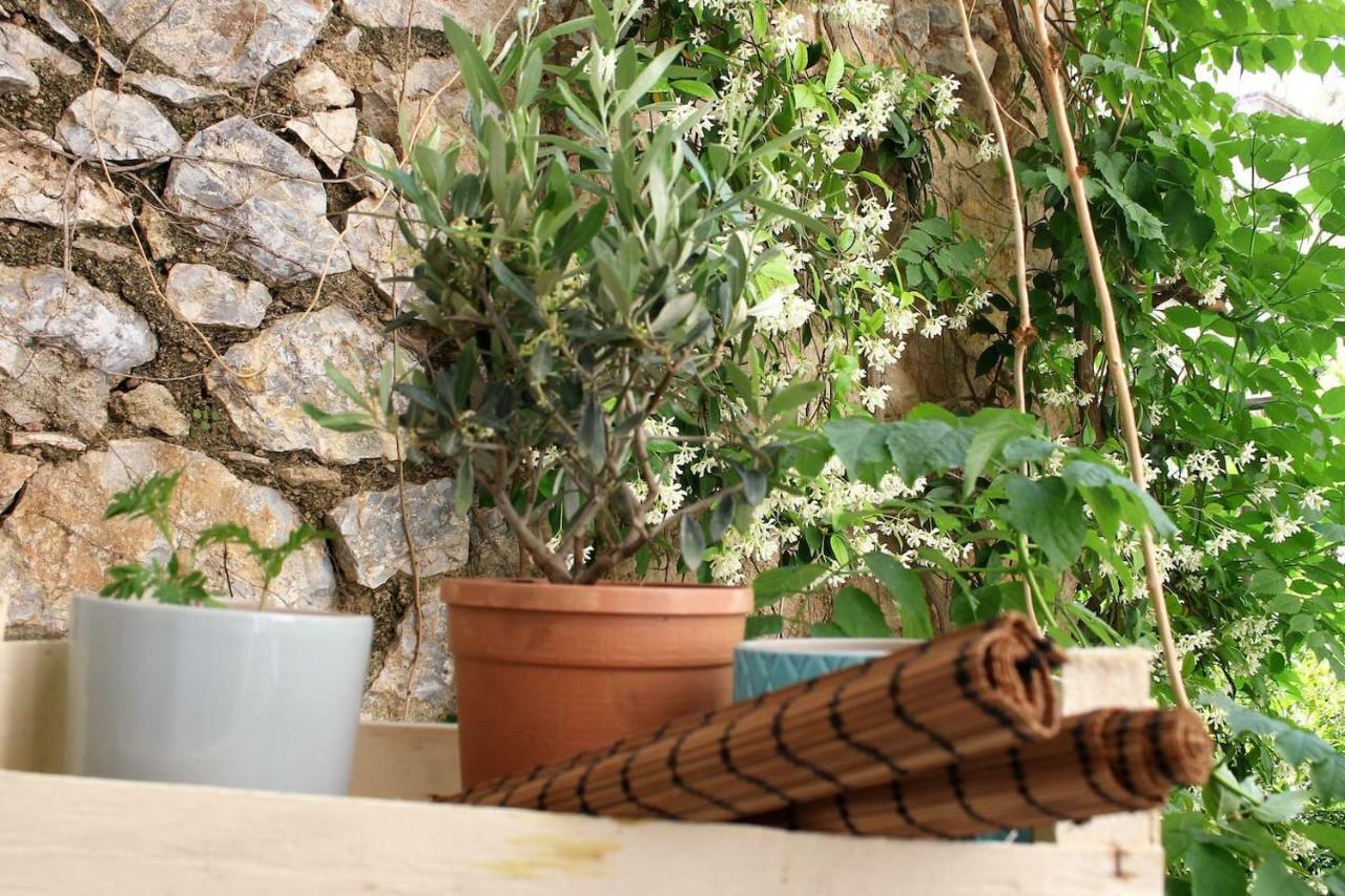75 Sq.M. Apt In The Heart Of Athens - Renovated Apartment Exterior photo